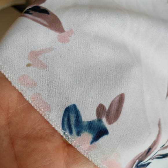 Floral Lace Trim Top - Picture 5 of 16